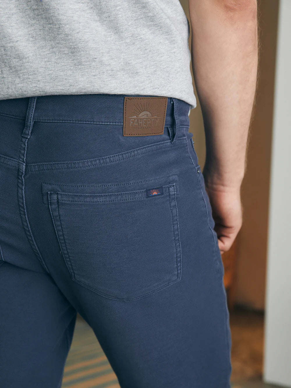 Faherty Stretch Terry 5 Pocket - 32"