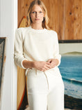 Load image into Gallery viewer, Faherty Women's Sunwashed Fisherman Crew Sweater