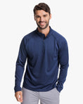 Load image into Gallery viewer, Men's Scuttle Quarter Zip
