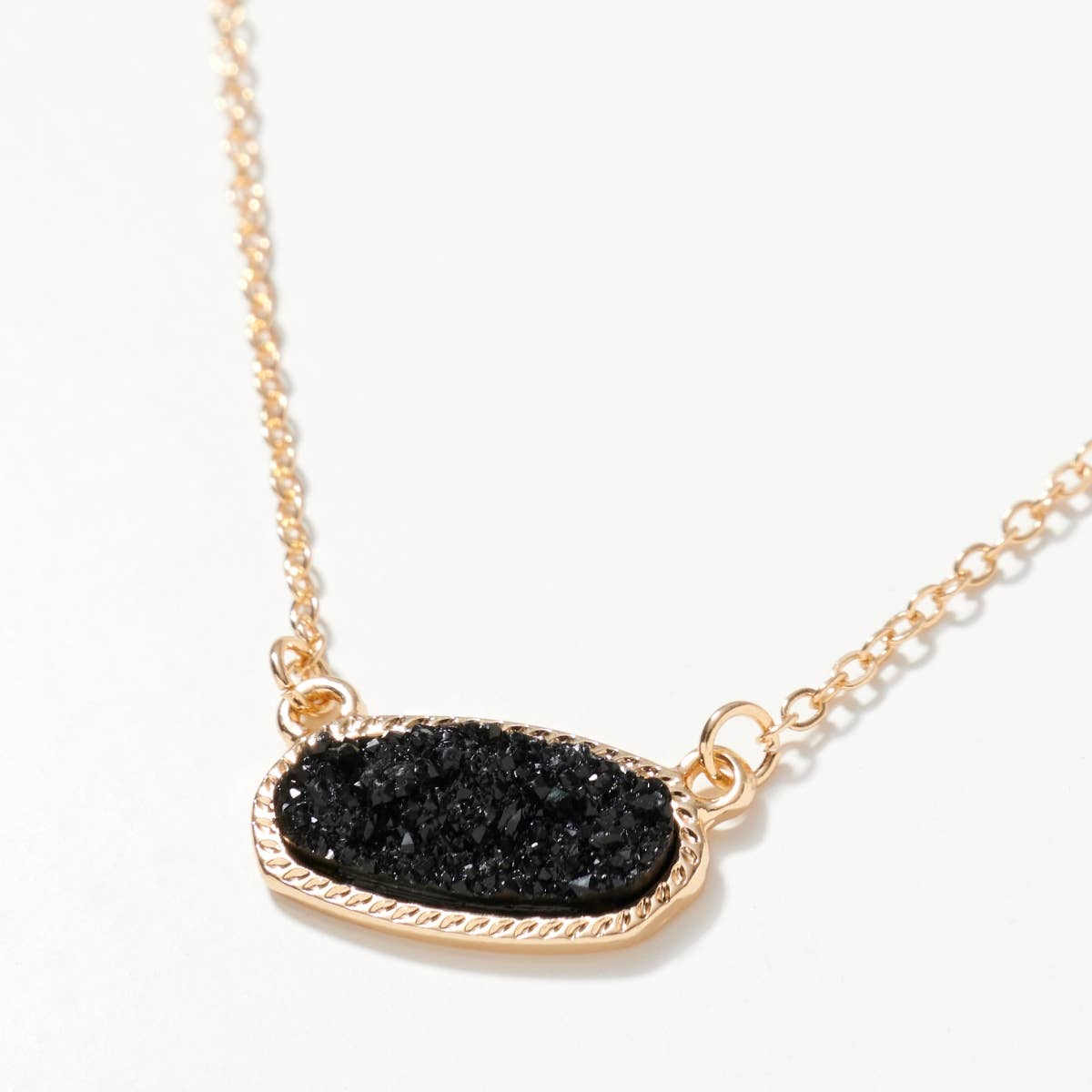 Oval Druzy Stone Charm Short Necklace with Stud Earrings